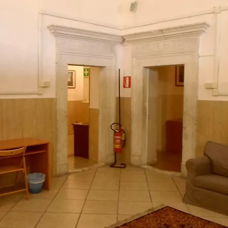 Sant'anna Хостел Нарни